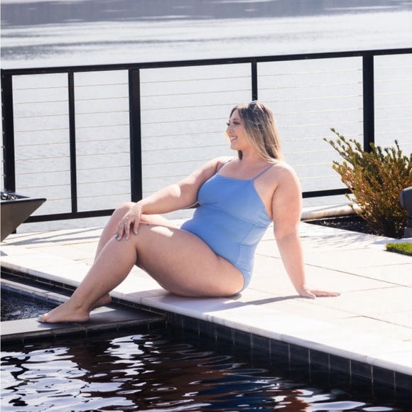 Coral Reef Blue Ribbed One Piece Swimsuit - Picture 4 of 6